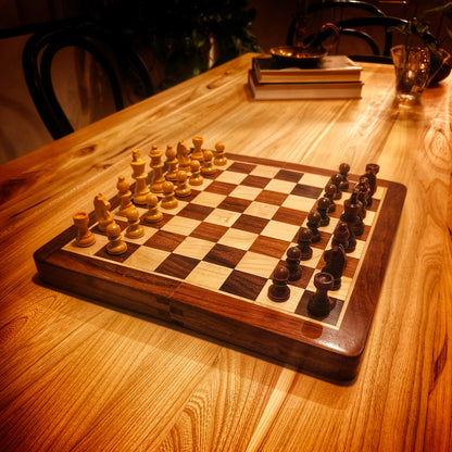WOODY Magnetic Chess Set