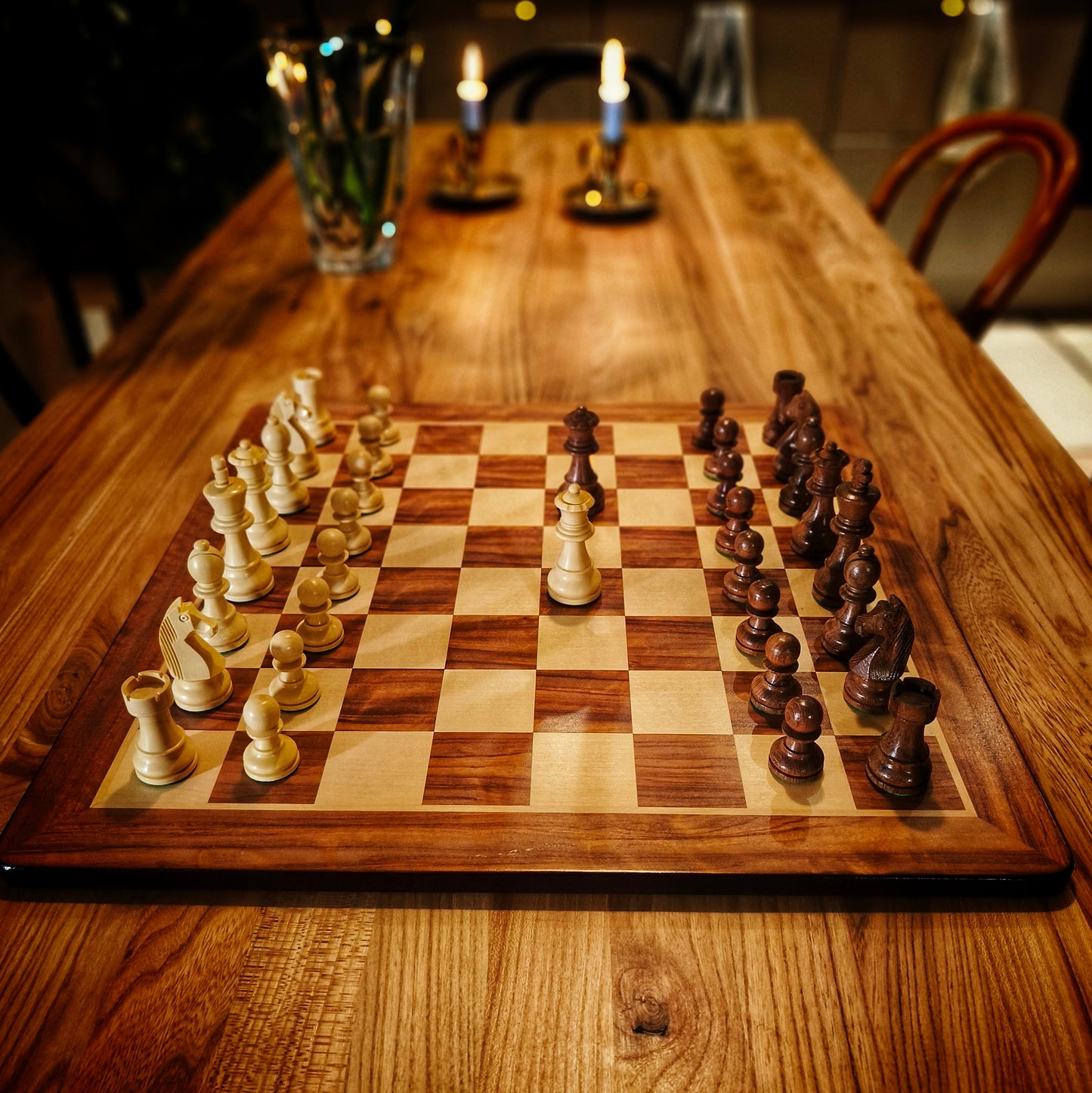 Chess Board ROUNDED & Chess Pieces GERMAN STAUNTON